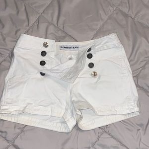Express Shorts